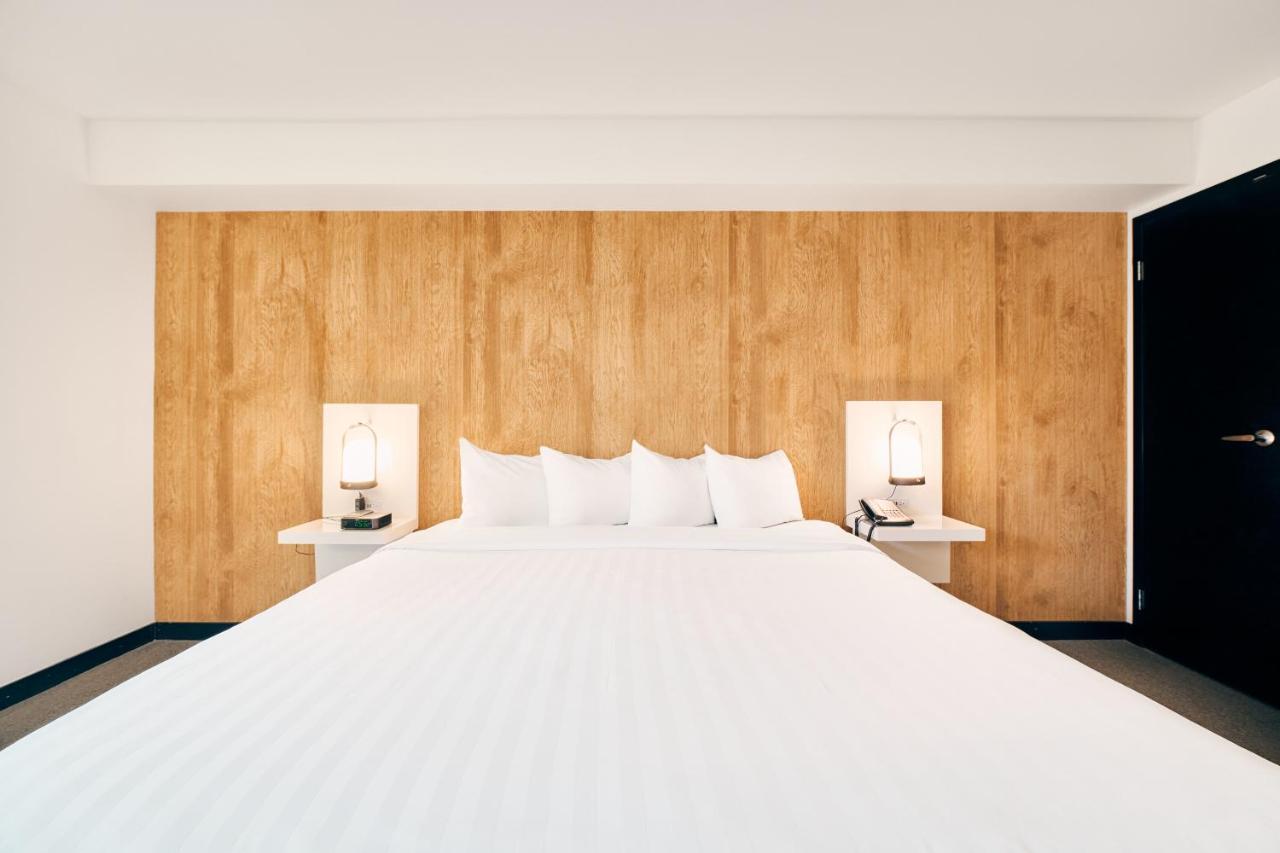 Aava Whistler Hotel Zewnętrze zdjęcie